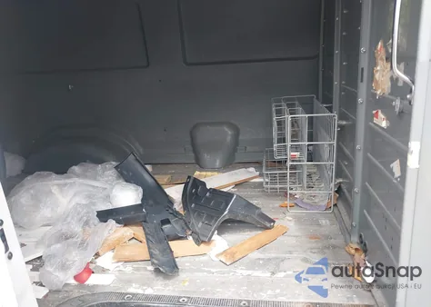 2010 Ford E-150 Commercial/Recreational из США, поврежденный, VIN 1FTNE1EW0ADA90738